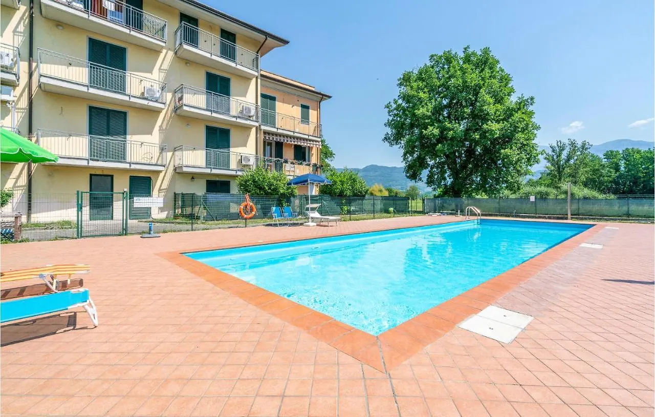 Amazing Apartment In Arpiola-Pianturcano