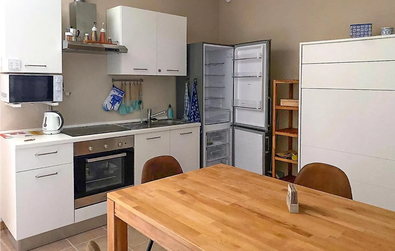 Amazing Apartment In Arpiola-Pianturcano